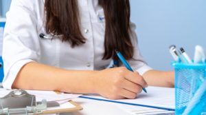 The Pros of a Career as a Medical Office Admin